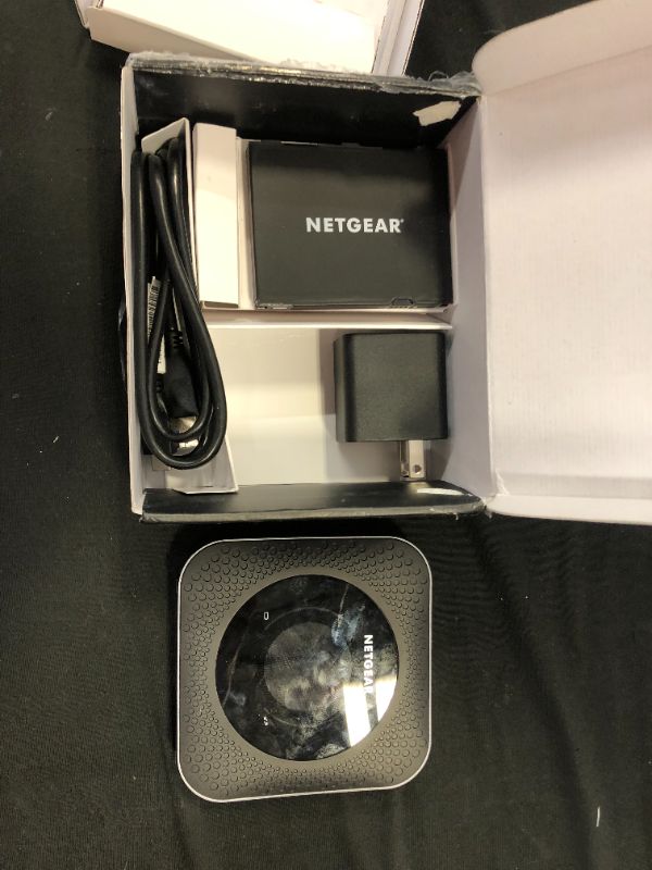 Photo 2 of Netgear Nighthawk M1 Mobile Hotspot Router (mr1100)