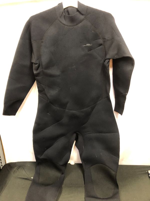 Photo 1 of DARK LIGHTNING WET SUIT SIZE M3