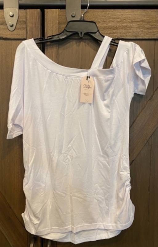 Photo 1 of Berryou Women's Top (Off The Shoulder - White) - Size Large