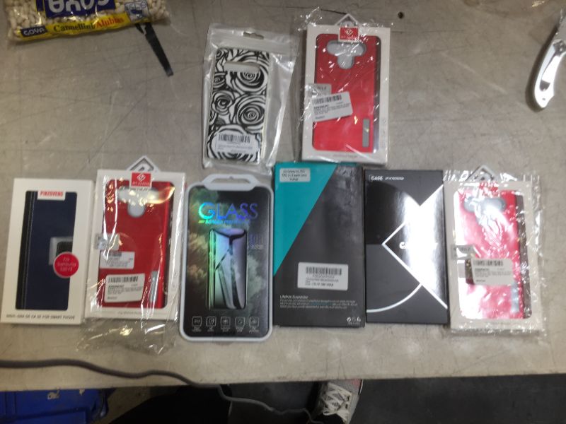 Photo 4 of Assorted Phone Accessories (Cases, Screen Protectors) 