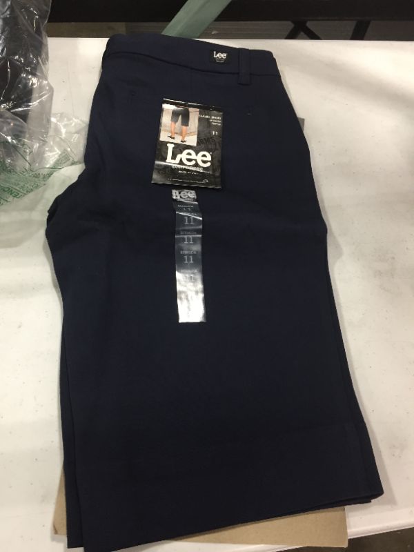 Photo 2 of Lee Uniforms Juniors 13 Inch Bermuda Short SIZE 11
