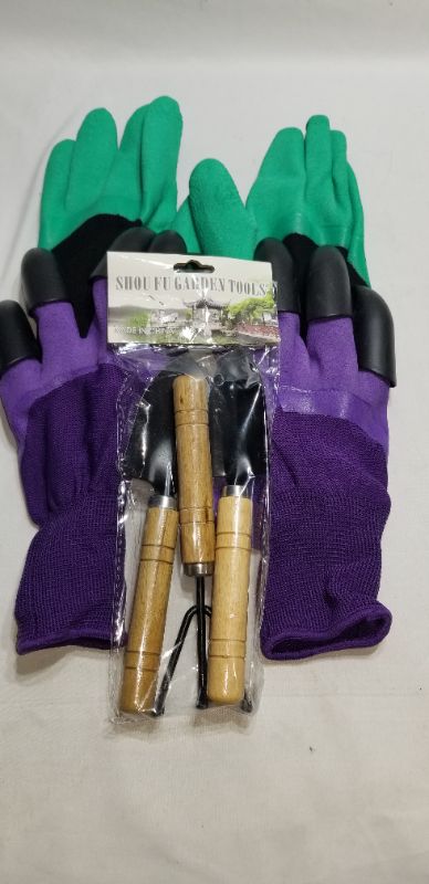 Photo 1 of 2 pairs of fingertip garden gloves, best gift for gardener, 1 pair of double claw work gloves, 1 pair without claws, for digging and planting, breathable. (purple and light green). Also Shou Fu Garden Tools