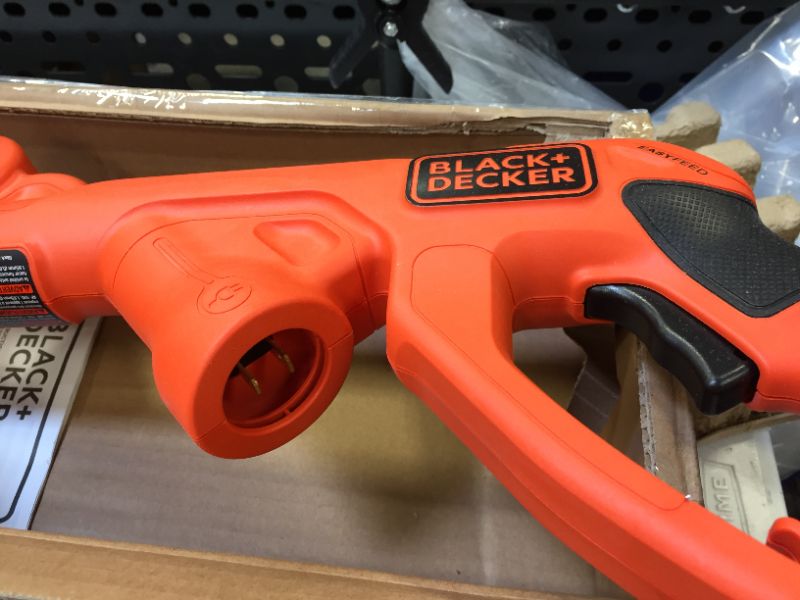 Photo 4 of BLACK+DECKER 20V Max String Trimmer/Edger, 12-Inch (LSTE525)
