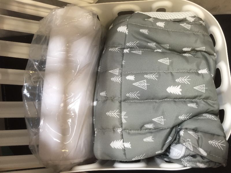 Photo 1 of Baby Delight Snuggle Nest Dream Portable Infant Sleeper Sleepy Trees Baby Bed - New!!