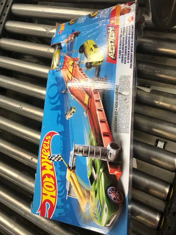 Photo 2 of Hot wheels set