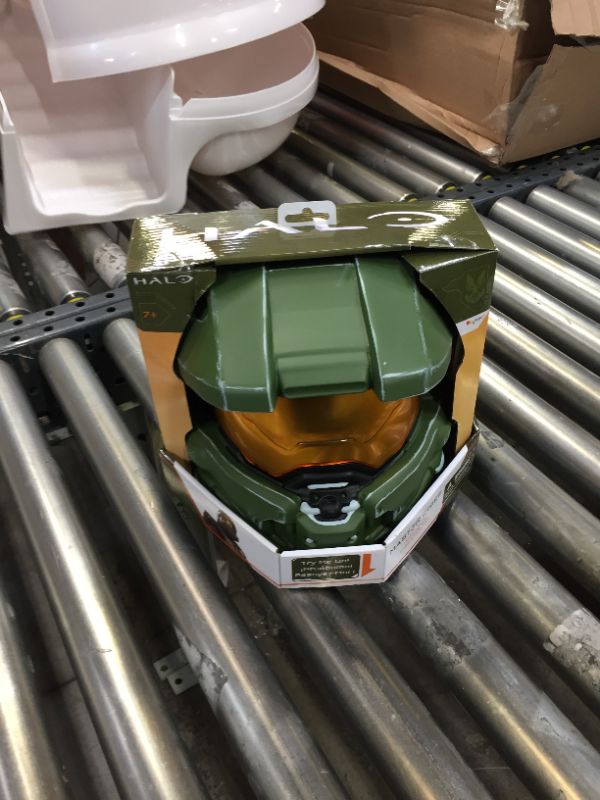 Photo 3 of Halo: Master Chief Child Full Helmet