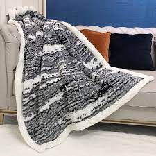 Photo 1 of FANSIY SHERPA BLANKET