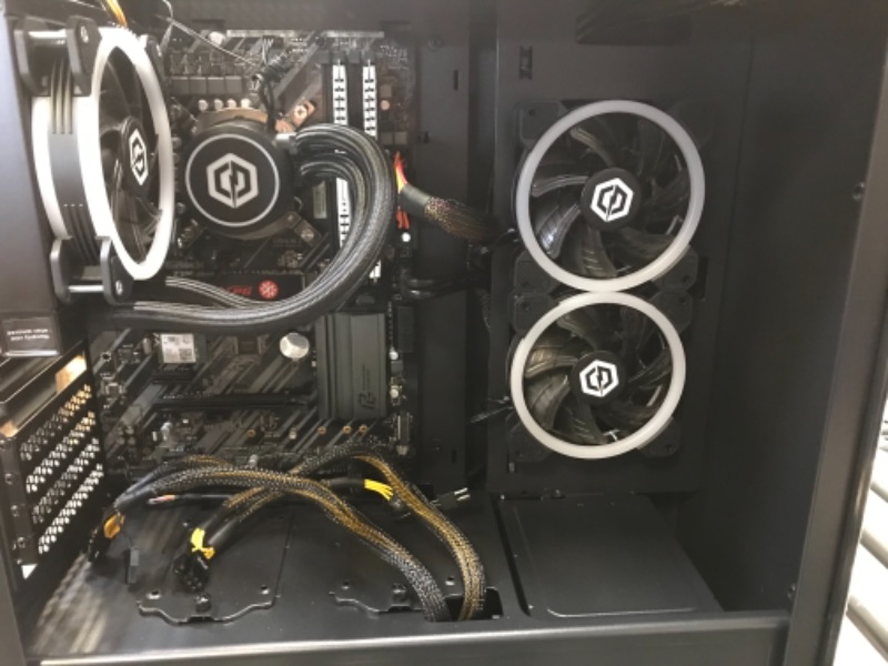 Photo 1 of CyberpowerPC Gamer Xtreme VR Gaming PC Liquid Cool Intel Core i9-9900K 3.6GH 1TB PC