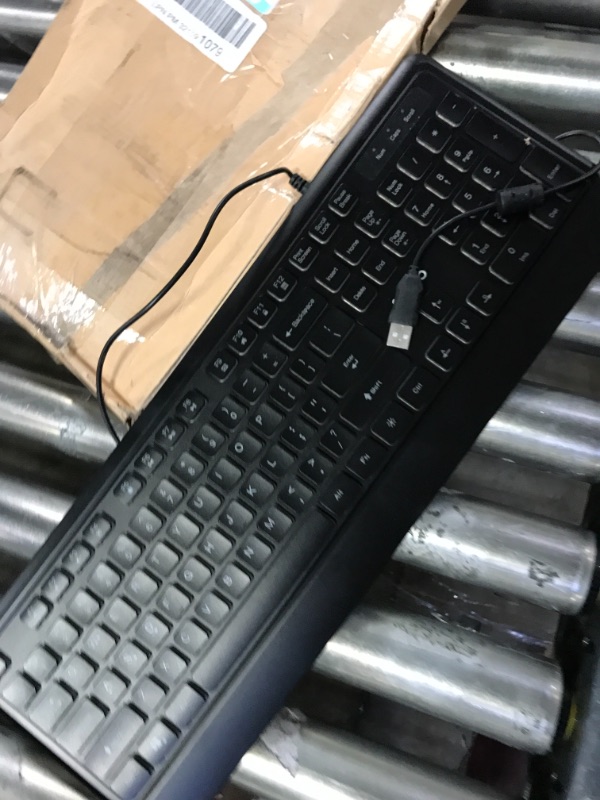 Photo 1 of WIRED KEYBOARD 