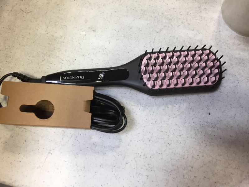 Photo 1 of REMINGTON HEAT BRUSH