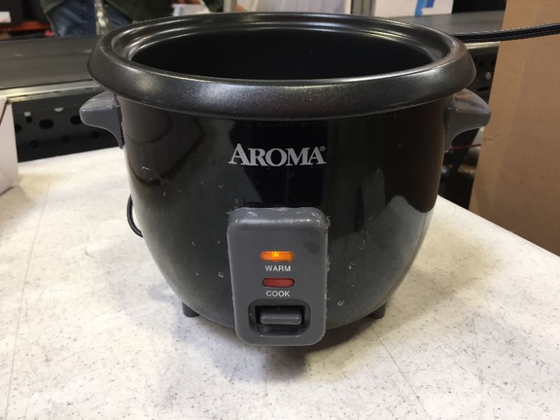 Photo 2 of 6-Cup Black Rice Cooker with Removable Steam Tray