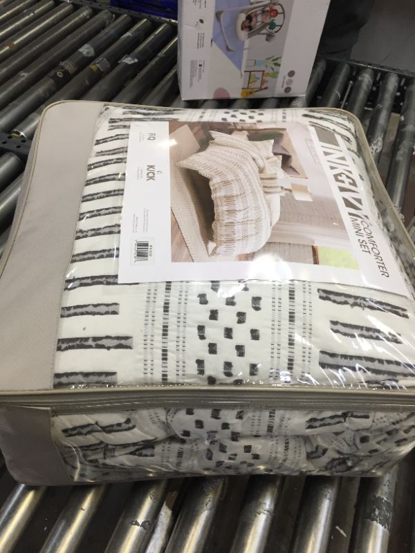 Photo 2 of  Rhea Cotton Comforter Mini Set Ivory/Charcoal KING CALI KING 
