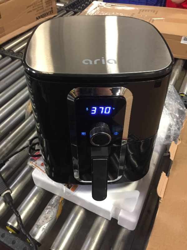 Photo 2 of Aria Air Fryers CPA-895 Aria Ceramic Air Fryer, BROKEN BOTTOM KNUB, DOES NOT SIT FLAT