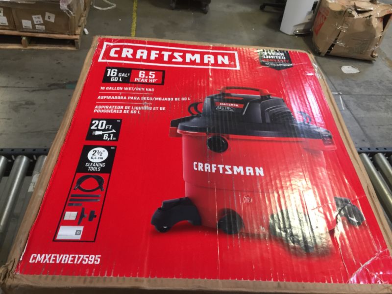 Photo 3 of craftsman 17595 16 gallon 6.5 peak hp wet/dry vac, heavyduty shop vacuum with attachments