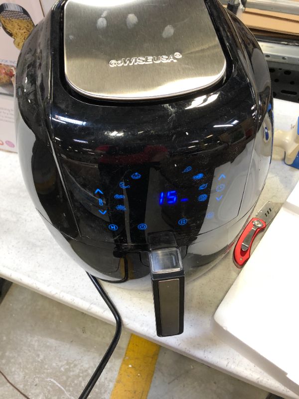 Photo 1 of 8-in-1 5.8 Qt. Black Electric Air Fryer with Recipe Book