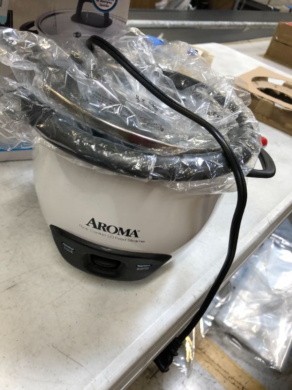 Photo 2 of Aroma - 6-Cup Rice Cooker - White