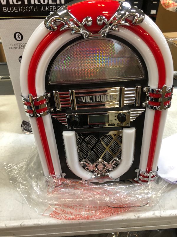 Photo 2 of Victrola VJB-127 Nostalgic Countertop Jukebox Bluetooth FM Built-in Speaker