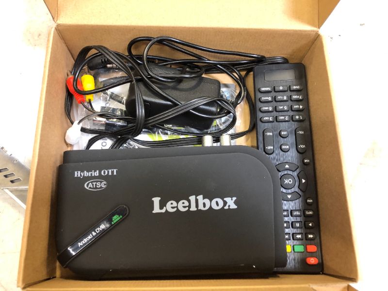 Photo 2 of Leelbox Android TV box, 1080P ATSC converter box, recording PVR, USB multimedia playback, web browsing, support for 2.4G WiFi/3D/H.265 video decoding (gold version), black, LBX OTT-ATSC Q5 US
