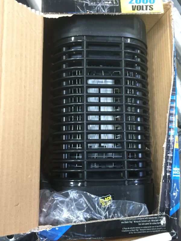 Photo 2 of 2000-Volt 1/2 acre Bug Zapper Insect Killer, Includes Black Flag Mosquito Octenol Lure