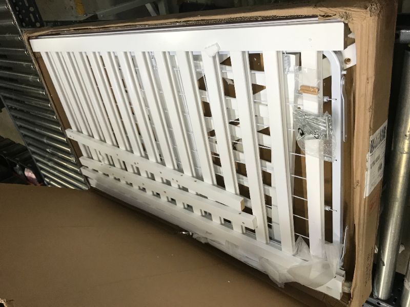 Photo 2 of Dream On Me Synergy 5-in-1 Convertible Crib, White - missing screws/hardware 