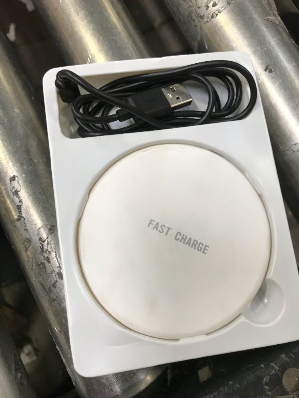 Photo 4 of 2pack of fast charger 
