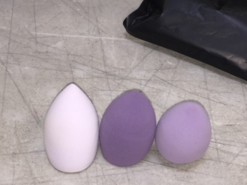 Photo 2 of 3 Pieces Makeup Egg Sponge Makeup Blenders Blending Sponge Foundation Applicator Beauty Tool