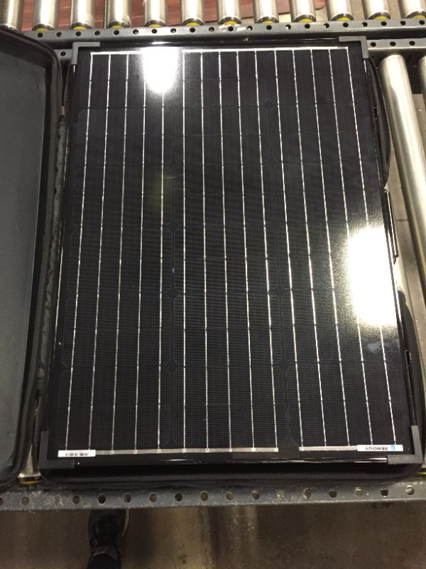 Photo 3 of 100 Watt 12 Volt Monocrystalline Foldable Solar Suitcase with Voyager
