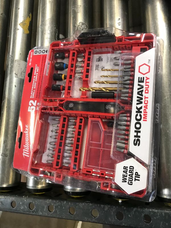 Photo 2 of Milwaukee 48-32-4025 52 PC SHOCKWAVE Electricians Drill & Drive Set