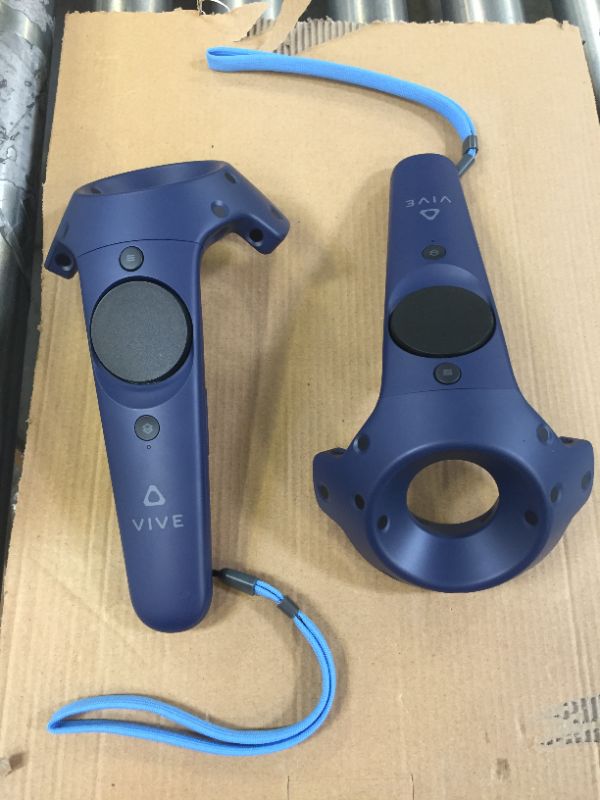 Photo 4 of HTC VIVE Pro Virtual Reality System