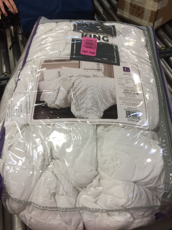 Photo 2 of Lush Decor Ravello Pintuck 5-Piece Comforter Set (White - King)