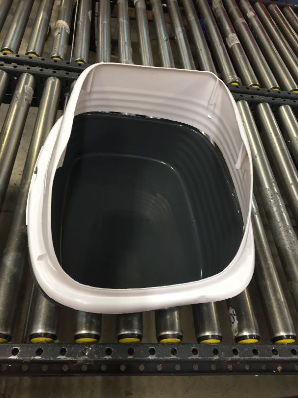 Photo 3 of Arm & Hammer Large Rimmed Litter Pan