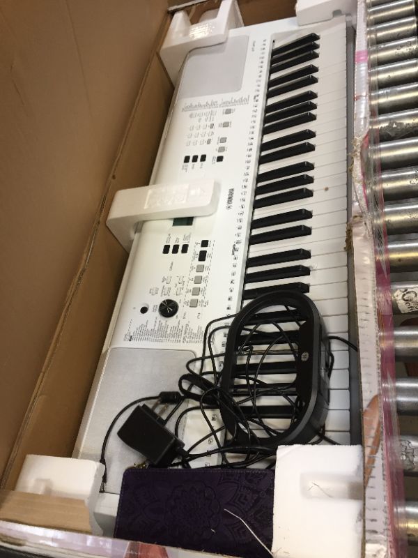 Photo 7 of Yamaha EZ-300 Lighted Digital Keyboard