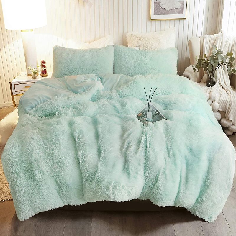 Photo 1 of XeGe Plush Shaggy Duvet Cover Luxury Ultra Soft Crystal Velvet Bedding 1PC(1 Faux Fur Duvet Cover),Zipper Closure (Queen, Aqua Green)
 