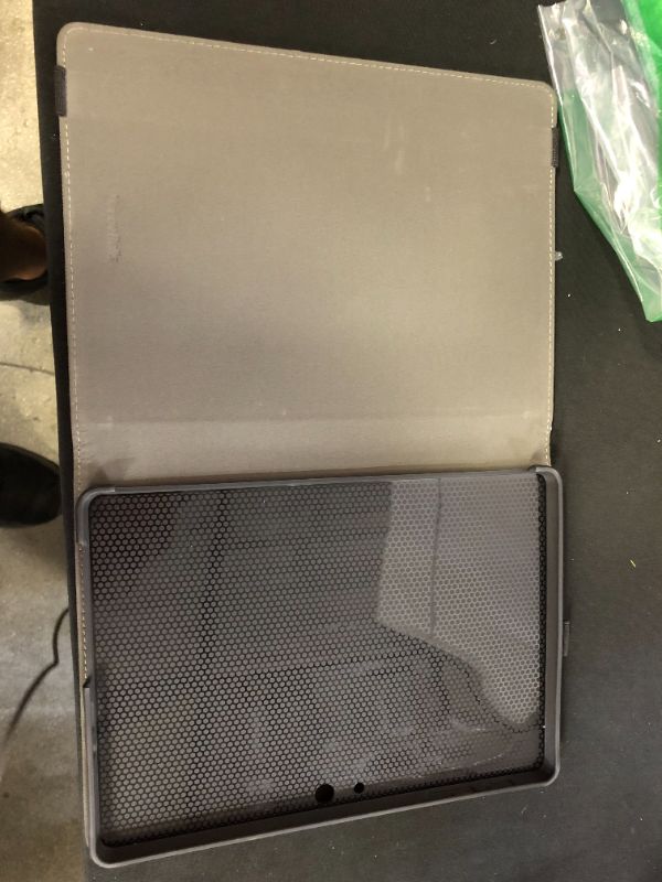 Photo 2 of Tablet PC case