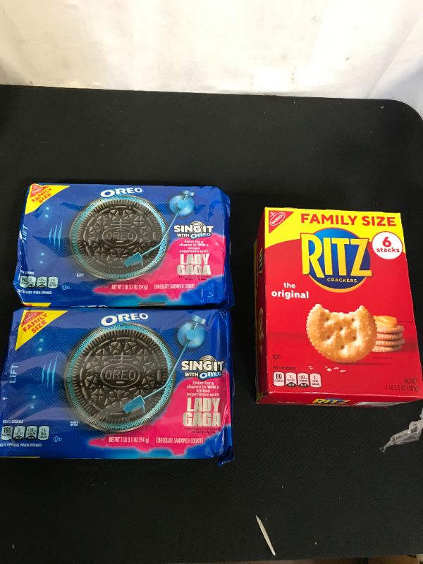 Photo 1 of 2 PCK OREO AND 1 PCK RITZ FAMILY SIZE 
EXP OCTOBER 7 - 8 2021