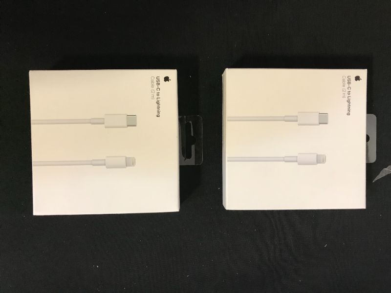 Photo 2 of Apple USB Type-C to Lightning Cable (6.6') -- 2 PCK