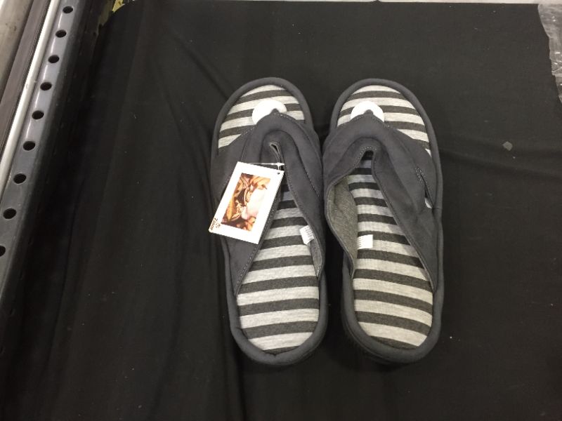 Photo 2 of Zizor Men' s Memory Foam Flip Flop Slippers with Stripe, Outdoor Rubber Sole Size 11-12
