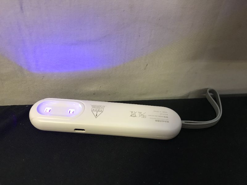 Photo 3 of UVC Ultraviolet Light Wand XD-S001 Portable UVC Light For Nails Tools and More
