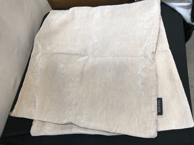 Photo 1 of 18.5x18.5 in 2 pcs pillow covers