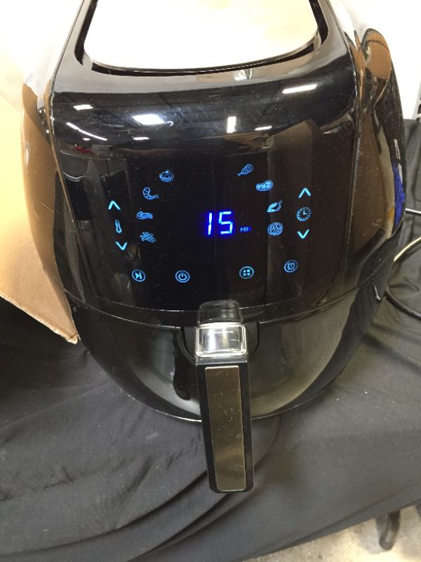 Photo 2 of 8-in-1 5.8 Qt. Black Electric Air Fryer with Recipe Book