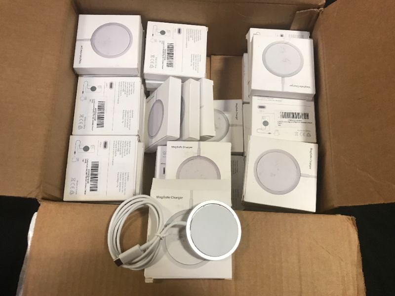 Photo 1 of GENERIC WIRELESS CHARGERS-SET OF 39 (*COULD NOT TEST)