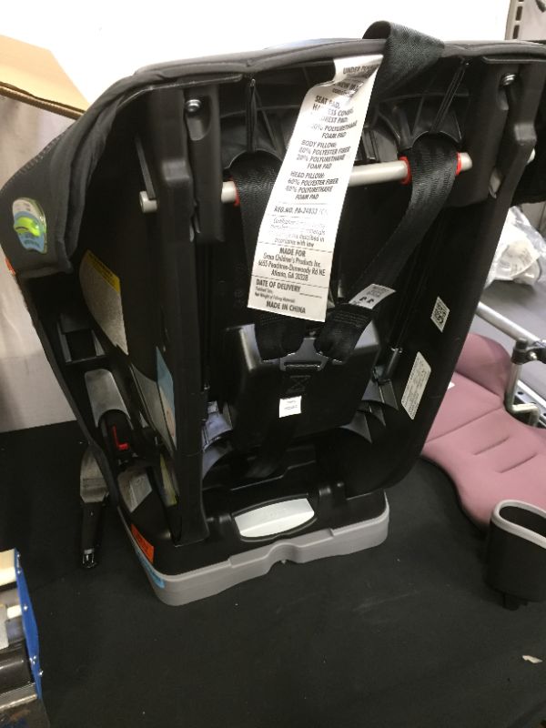 Photo 3 of Graco Extend2Fit Convertible Car Seat, Ride Rear Facing Longer with Extend2Fit, Norah