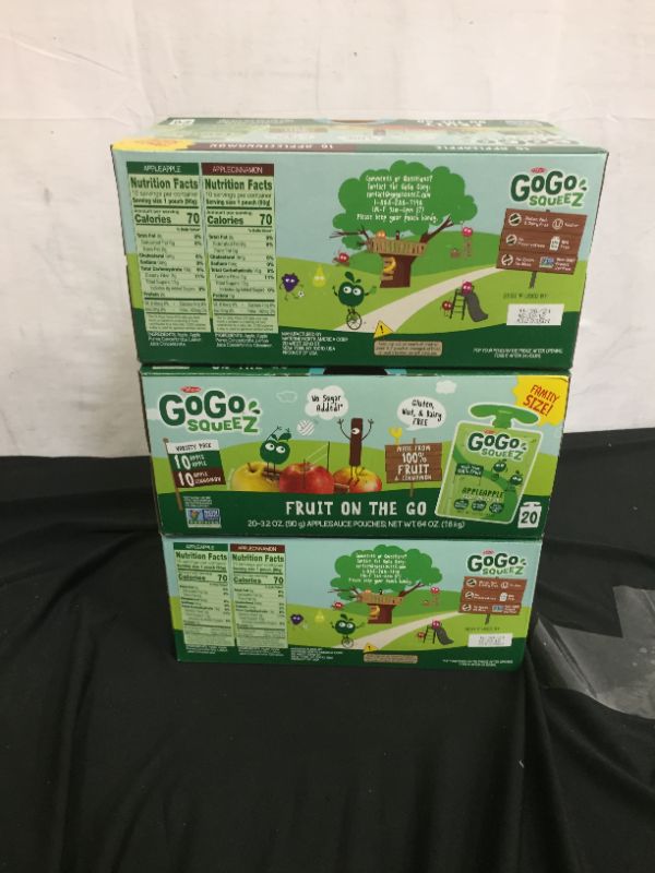 Photo 1 of GoGo SqueeZ Applesauce, Variety Apple/Cinnamon - 3.2oz/20ct EXP 11-30-21 3 Pack 
