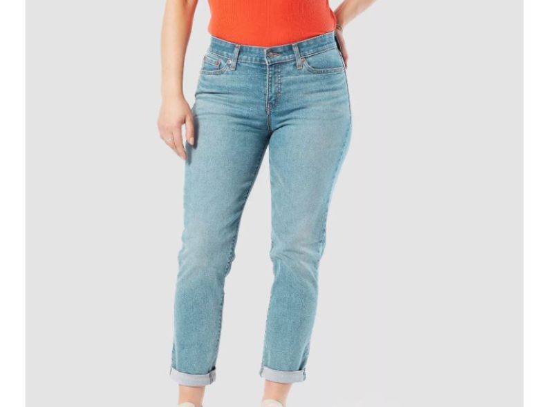 Photo 1 of DENIZEN from Levi's Women's Mid-Rise Slim Cropped Boyfriend Jeans 16 