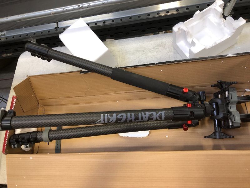 Photo 1 of Bog Pod Death Grip Clamping Carbon Fiber Tripod