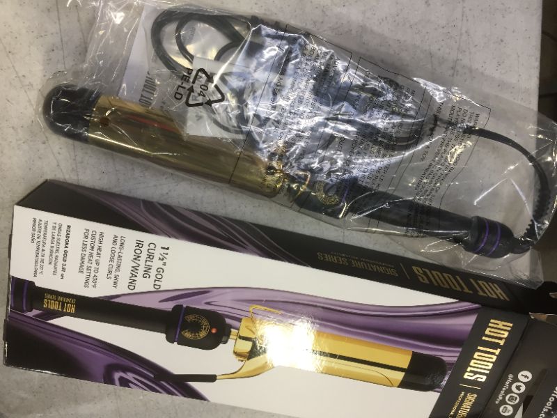 Photo 3 of  Hot Tools Signature Series Gold curling Iron/Wand - 1.5"