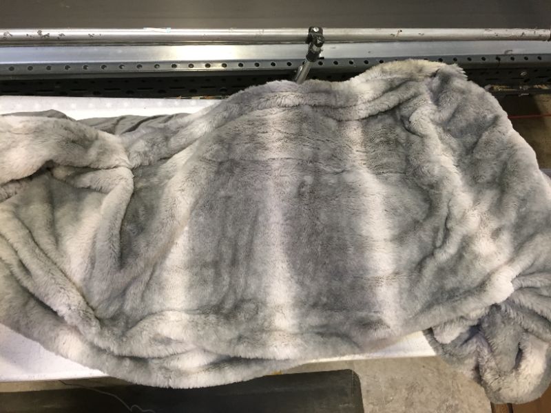 Photo 2 of 18 x 26 Faux Fur Throw Blanket color grey 