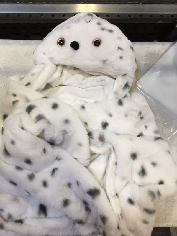 Photo 1 of Harry Potter Hedwig Hooded Blanket
