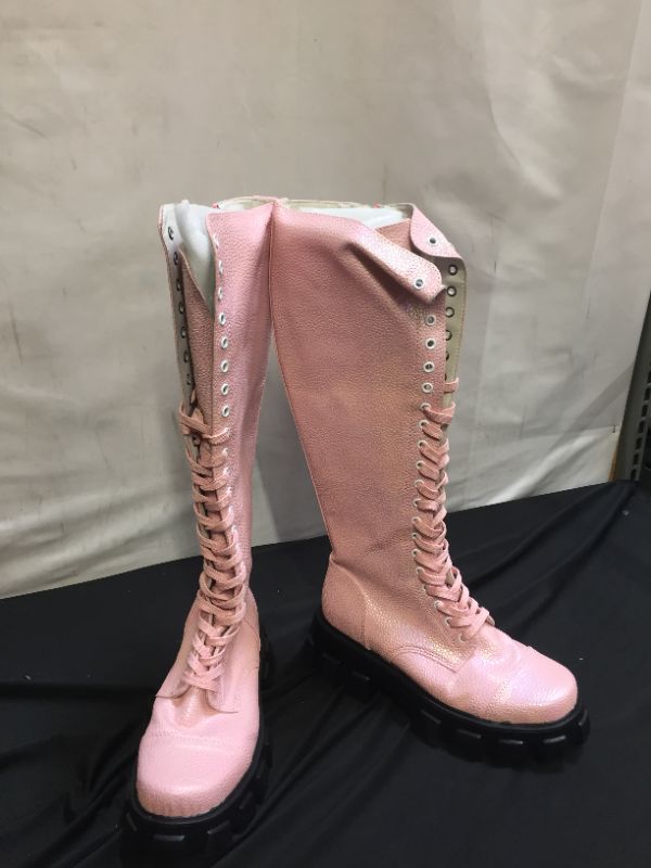 Photo 1 of Generic Pink Faux Leather Boots. Size 5