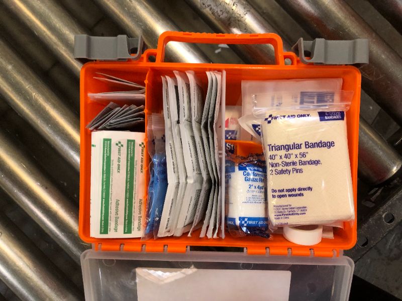 Photo 3 of 180-Piece, 25-Person Plastic OSHA First Aid Kit
